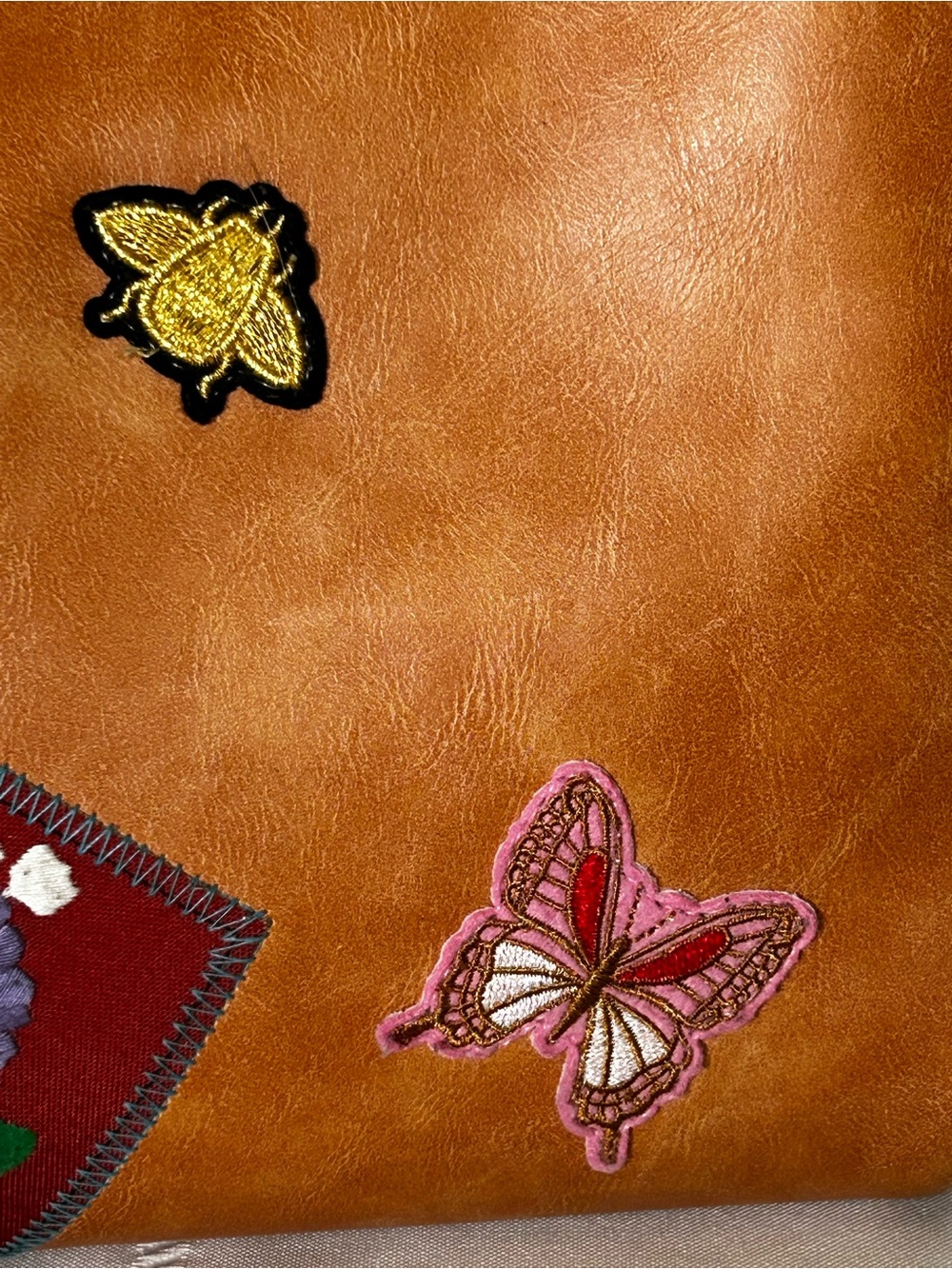 Plunder Tote Bag Camel Brown Faux Leather Multicolor Floral Bee Butterfly Patch - Picture 3 of 15